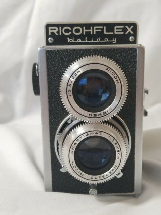 Vintage Ricohflex Holiday Tlr Film Camera Ricoh W/ Lens Caps 1956 Made In Japan