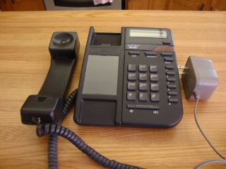VINTAGE BLACK VISTA 100 NORTHERN TELECOM DESK TELEPHONE MADE IN CANADA 4