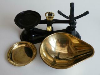 Vintage Salter 2 Kilo Black and brass Scales No 56 Metric Weights Set Brass Pans 5