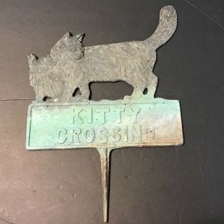 Vintage Cast Iron Cat Kitty Crossing Stake Sign Salvage
