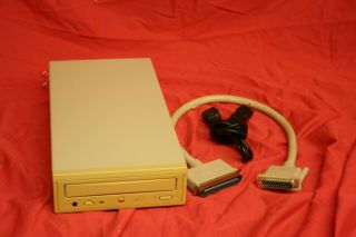 Applecd 600e Quad Speed External Apple Cd - Rom Drive & Scsi Cable
