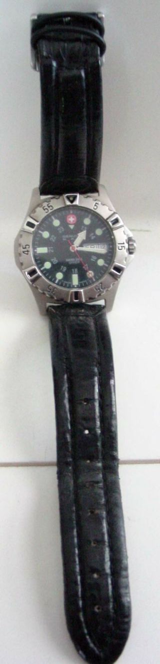 Vintage Wenger S.  A.  K.  Swiss 100m Diver Wristwatch W/leather Band