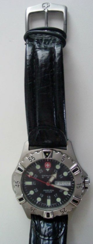Vintage Wenger S.  A.  K.  Swiss 100M Diver Wristwatch w/Leather Band 4