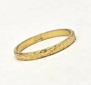 Vintage 10k Yellow Gold Fancy Design Band Baby / Child Ring Size 0.  5