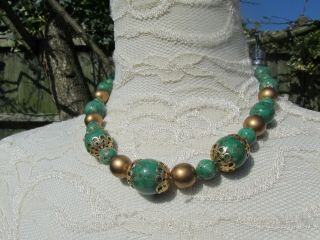Vintage Art Deco Peking Glass & Gold Tone Bead Necklace