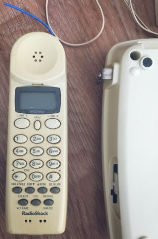 RADIOSHACK 2 - Line Cordless Vintage phone 900 MHZ 3