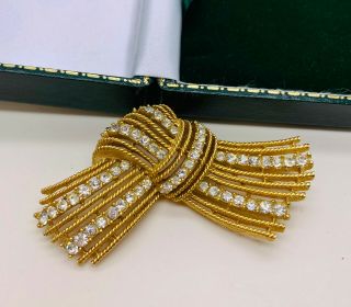 Vintage Jewellery Signed Crown Trifari Clear Crystal Brooch/pin
