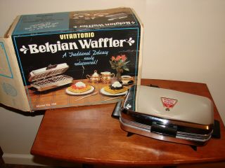Vtg Vitantonio Chrome Belgian Waffler Waffle Maker/baker Model 550 W/ Box