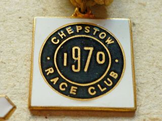 VINTAGE MATCHED PAIR HORSE RACING MEMBERS BADGE CHEPSTOW RACE CLUB 1970 3