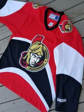 Ottawa Senators CCM Vintage NHL Hockey Jersey Size Medium Mens Canada Sewn 2