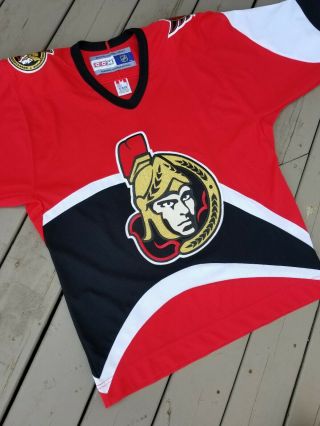 Ottawa Senators CCM Vintage NHL Hockey Jersey Size Medium Mens Canada Sewn 4