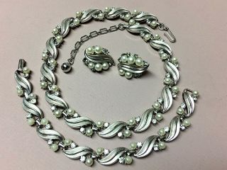 Vtg.  Crown Trifari Necklace,  Bracelet & Earrings Set - W/rhinestones & Faux Pearls