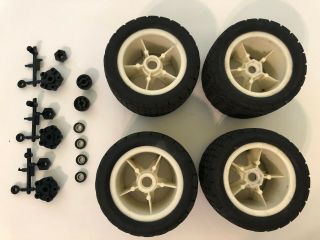 Vintage HPI Star White Wheels & DuraTrax Tires (bx46) 2