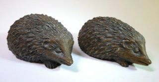 Pair Vintage Hedgehog Figurines Made Of Cotswolds Limestone England 2.  75 " Long