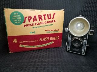 Vintage Spartus Press Flash Camera And 3 Flash Bulbs