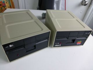 Apple Disk Ii Floppy Drives A2m0003 5.  25 " External Floppy Disc,  One Clone