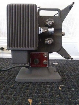 Vintage Eastman Kodak Kodascope Eight - 33 Film Movie Projector 8 Mm