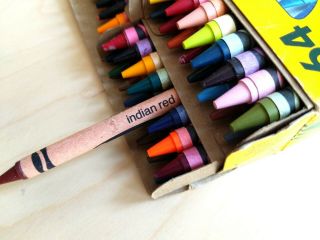 1990 Vintage 64 Crayola Crayons - Red Crayon & Sharpener - Binney & Smith 2