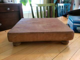 Vintage E.  L.  Bruce Footed Chop / Butcher Block Cutting Board Wooden 11 " X11 "