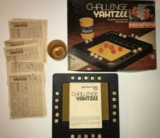 Vintage 1974 Lowe CHALLENGE YAHTZEE Dice Game ODD COUPLE Milton Bradley 2