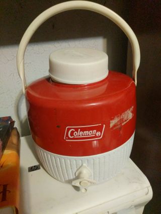 Vintage Coleman Water Cooler Jug Red White Round 1 Gallon Camping Retro Usa 1976