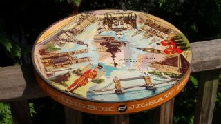 Vintage Springbok Jigsaw Round Puzzle Famous London Scenes
