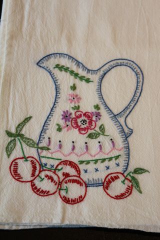 Set Of Four Collectible Vintage Embroidered Kitchen Tea Towels / Dish Towels
