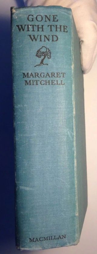 Gone With The Wind,  By Margaret Mitchell,  1937 Vintage Edition 3
