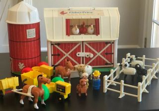 Vintage Fisher Price 1986 Barn And Silo 2501 Little People Animals Farm 26 Pc