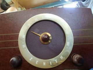 Zenith Cobra - Matic Radio/ Record Player Model J665 In (exceptional)