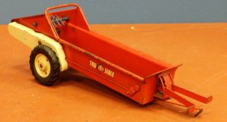 Vintage Collectible Tru Scale Pressed Steel Manure Spreader Farm Toy