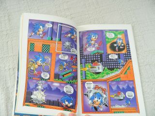 Sonic the Hedgehog Year Comic Book Vintage Retro Gaming Annual 1991 1992 3