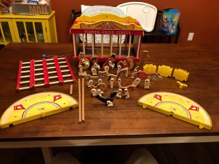 Vintage Fisher Price Wooden Circus Wagon Pull Toy Play Set With Animal Figures