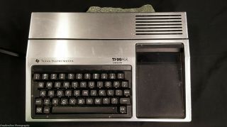 Ti - 99/4a Texas Instruments Home Computer Console