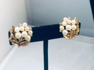 Vtg.  Crown Trifari Faux Pearl & Rhinestone Leaves/flowers Earrings