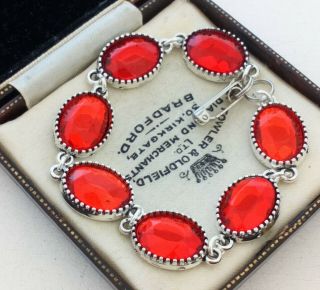Vintage - 1950s Faceted Red Mirror Glass Small Oval Cabochon Bracelet