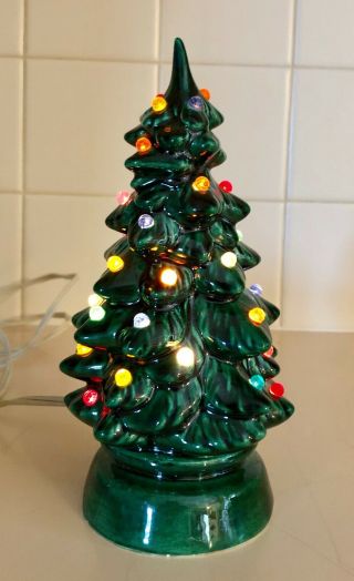Vintage Ceramic Molded Green Plug In Light Up Christmas Tree 7 " Tall