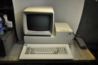 Vintage Ibm 5291 Terminal W/ Keyboard Ibm Monochrome Green Monitor - No Power On