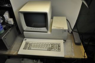 Vintage IBM 5291 Terminal w/ Keyboard IBM Monochrome Green Monitor - No Power On 2