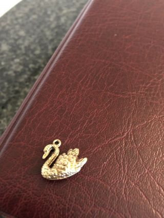 Vintage1970’s 9ct Yellow Gold Swan Charm 15mm In Length 1g
