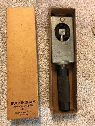 Vintage Buckingham 6103 Thread Cleaner Chaser Restorer