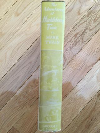 1918 Edition / THE ADVENTURES OF HUCKLEBERRY FINN / MARK TWAIN 2