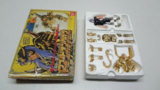 Gold Cloth Scorpion Milo Taikei Bandai Saint Seiya Vintage Japan Good