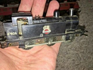 VINTAGE TRIANG HORNBY OO GAUGE ELECTRIC LOCO R52 0 - 6 - 0 BOXED,  WAGONS & COACHES 8