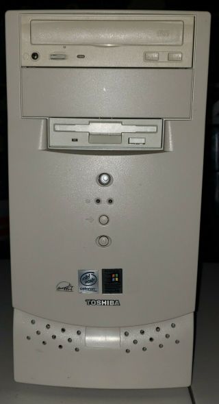 Toshiba V3100 Computer Tower (Powers On) / (NO HARDDRIVE) 3