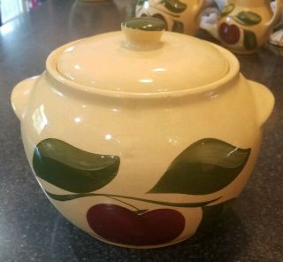 Vintage Watt Pottery 3 Leaf Apple Bean Pot / Cookie Jar With Lid 76