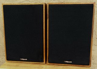 Pair U.  S.  A.  Sequential Klipsch Kg 1.  2 Oak Oil Speakers And Sound