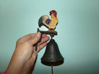 Vintage Look Painted Wall Mount Cast Iron Rooster Dinner Bell W/metal Clapper
