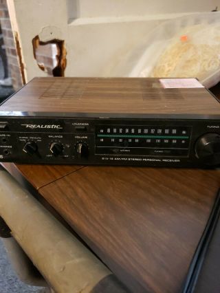 Vintage Realistic Sta - 19 Am/fm Stereo Personal Receiver Wood Grain