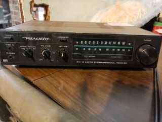 Vintage Realistic STA - 19 AM/FM Stereo Personal Receiver Wood Grain 2